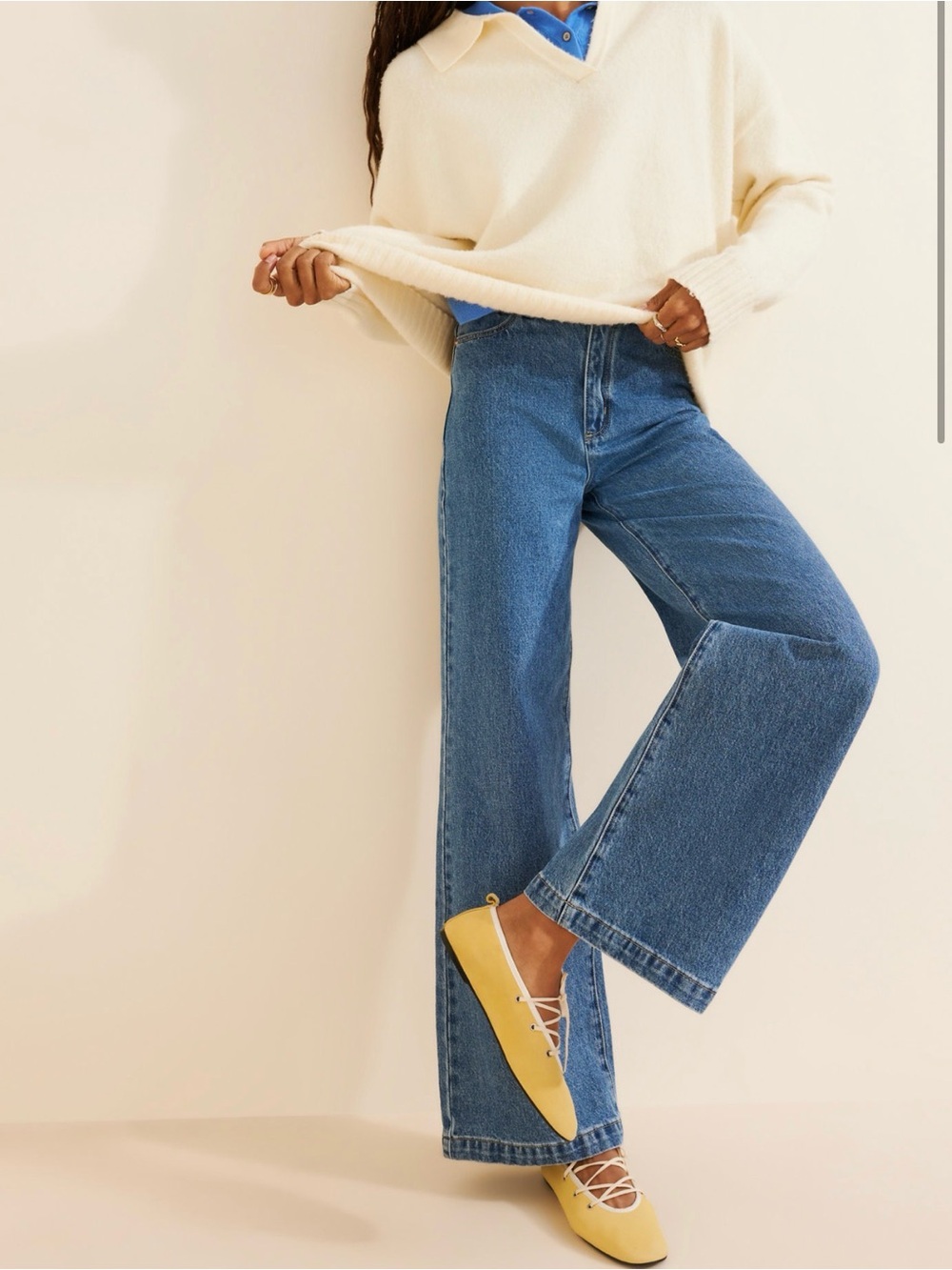Abrand Wide-Leg Jeans in Medium Blue Wash